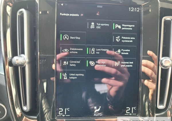 Volvo XC 40 cena 139777 przebieg: 51000, rok produkcji 2020 z Żabno małe 379